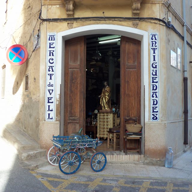 Salvador Anticuarios